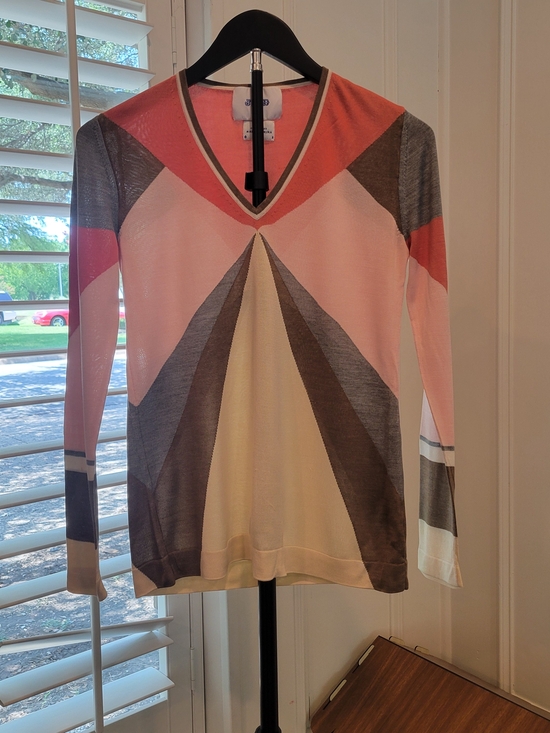 None Sweaters - JED 100% Silk Geometric V-Neck Women's Sweater - Pink, Cream & Gray
